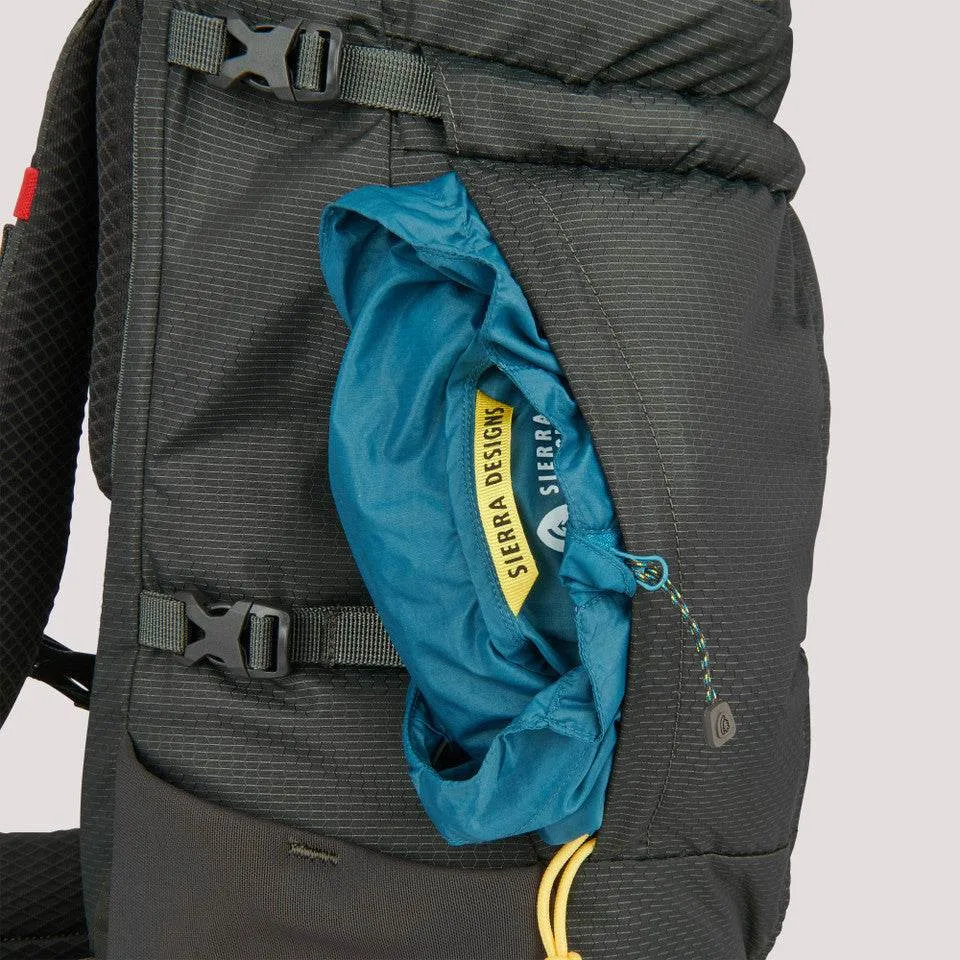 Sierra Designs Flex Hike 20-30 Day Pack