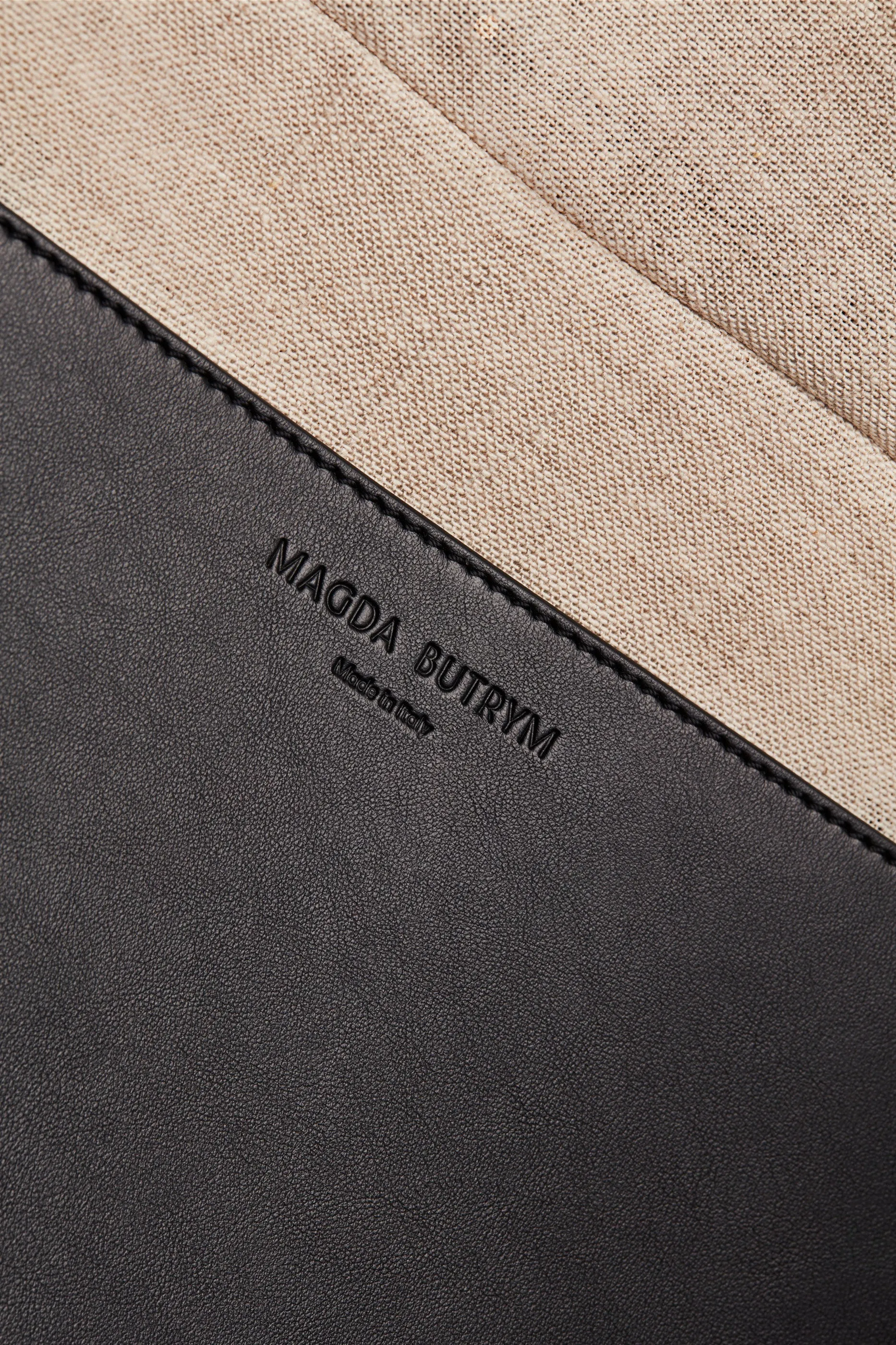 Travel Brigitte bag in black leather